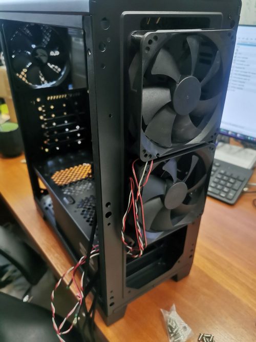 IMG 20210331 142520 500x667 - Собираем системный блок за 100 тыс. руб. Материнская плата MSI на X570 горит красный индикатор LED CPU, чёрный экран