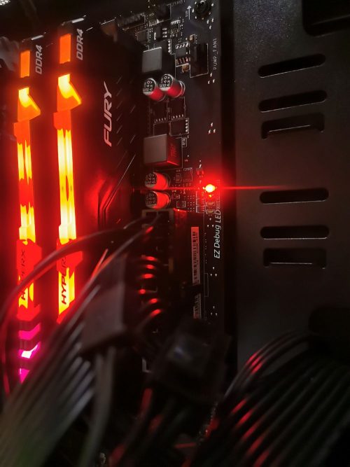 IMG 20210331 181630 500x667 - Собираем системный блок за 100 тыс. руб. Материнская плата MSI на X570 горит красный индикатор LED CPU, чёрный экран