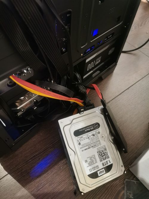 IMG 20210401 213905 500x667 - Собираем системный блок за 100 тыс. руб. Материнская плата MSI на X570 горит красный индикатор LED CPU, чёрный экран