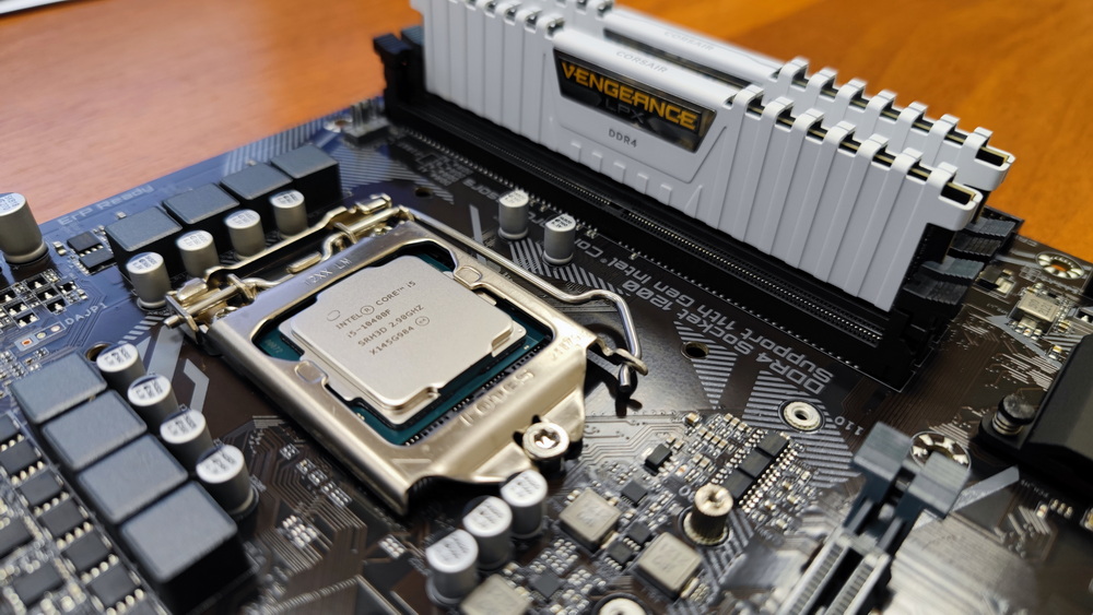 Собираем системный блок для ребёнка за 73 тысячи руб. Не включается: 5 коротких сигналов BIOS IMG 20220114 161314 - Собираем системный блок для ребёнка за 73 тысячи руб. Не включается: 5 коротких сигналов BIOS