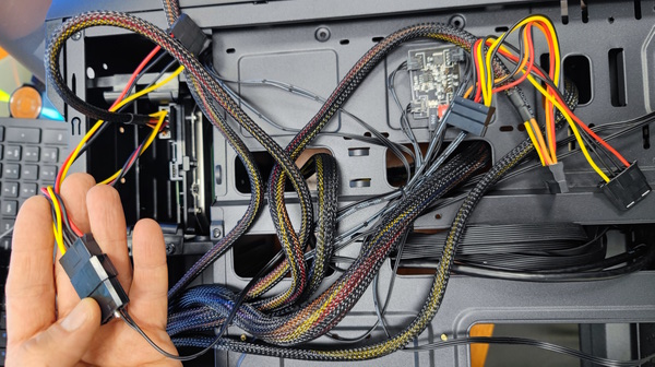 Собираем системный блок для ребёнка за 73 тысячи руб. Не включается: 5 коротких сигналов BIOS IMG 20220114 163354 - Собираем системный блок для ребёнка за 73 тысячи руб. Не включается: 5 коротких сигналов BIOS