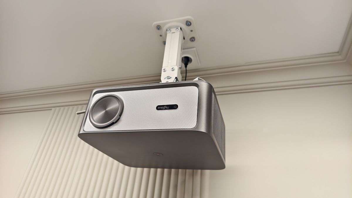 IMG 20251205 211438 1 - Домашний кинотеатр: выбираем проектор, кронштейн, звуковую систему и экран
