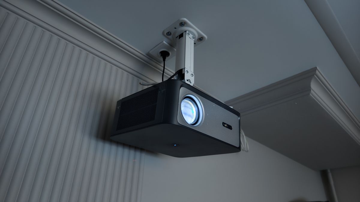 IMG 20251205 220111 1 - Домашний кинотеатр: выбираем проектор, кронштейн, звуковую систему и экран