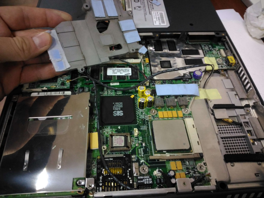 Чистка ноутбука: греется, тормозит. Горячий AMD Turion 64 X2 RM-75 P 20170330 102950 - Чистка ноутбука: греется, тормозит. Горячий AMD Turion 64 X2 RM-75