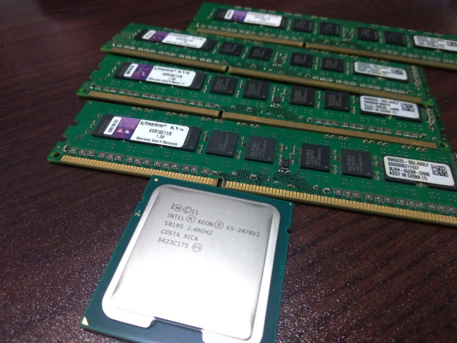 P 20180928 222546 - Восстанавливаем BIOS на сервере. Черный экран при загрузке.